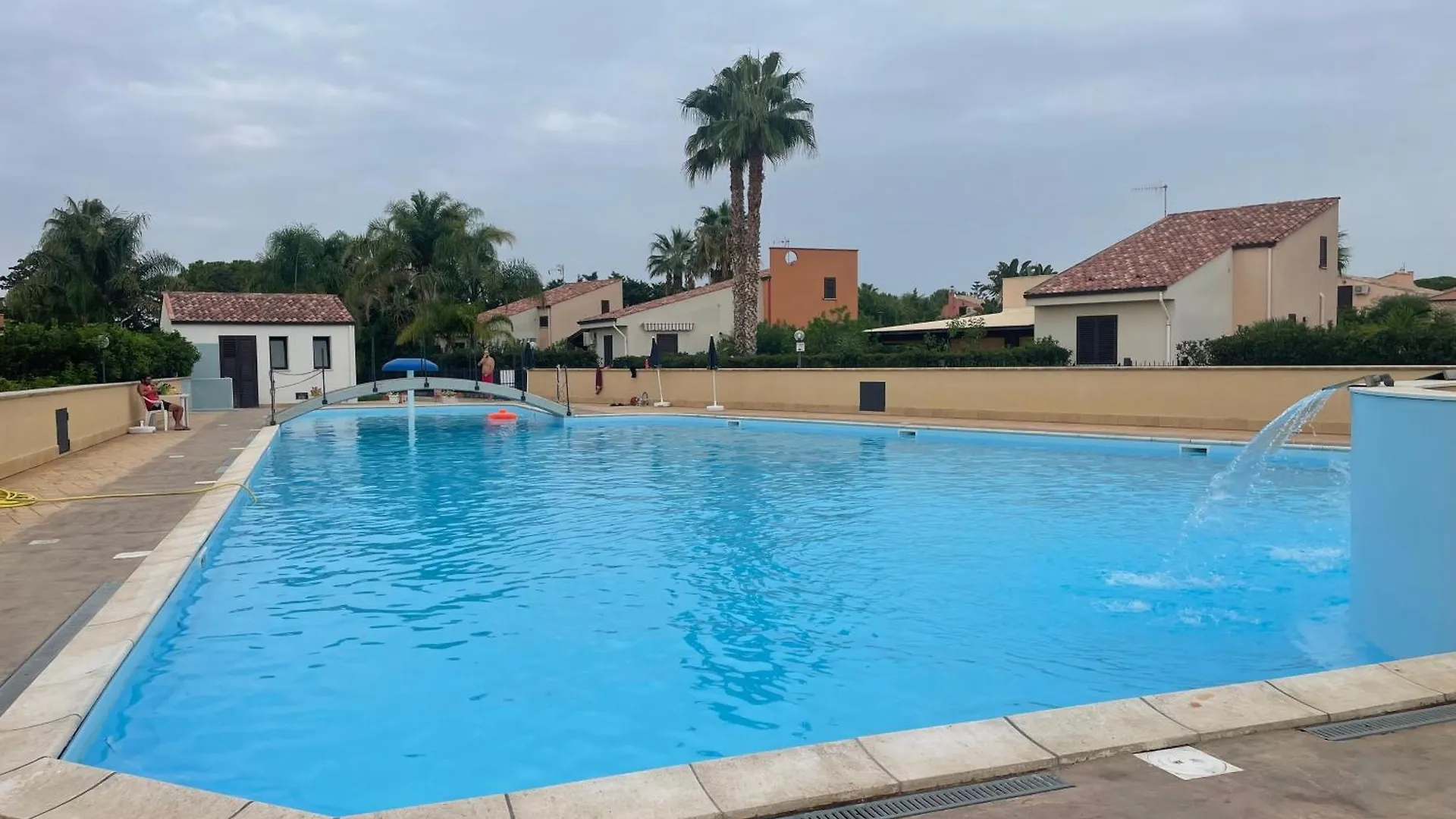 Villetta 200 Mt Dal Mare E Piscina Campofelice Di Roccella Villa